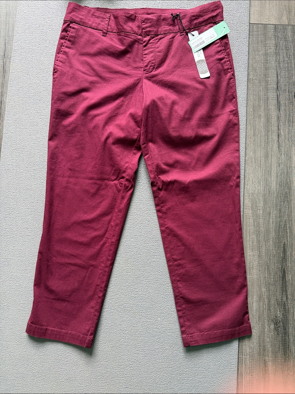 Kut From the Cloth for Stitch Fix Siena Cropped Pant in Burgundy
